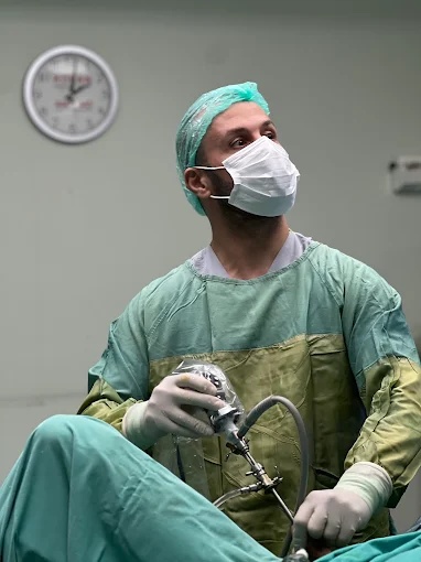 Op. Dr. Erol UÇANER